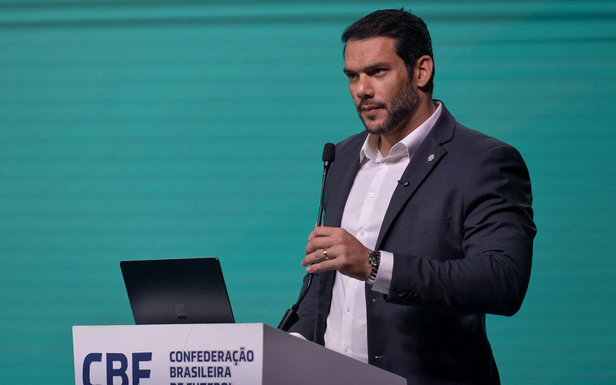 Futebol: Torcedores divididos sobre SAFs e investimentos em clubes – imagem do artigo