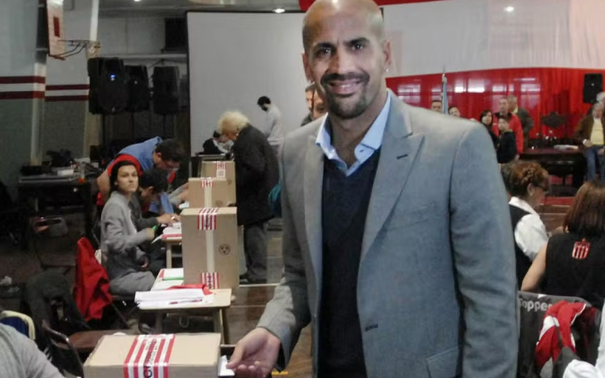 Verón Critica Cenário Econômico do Futebol Argentino