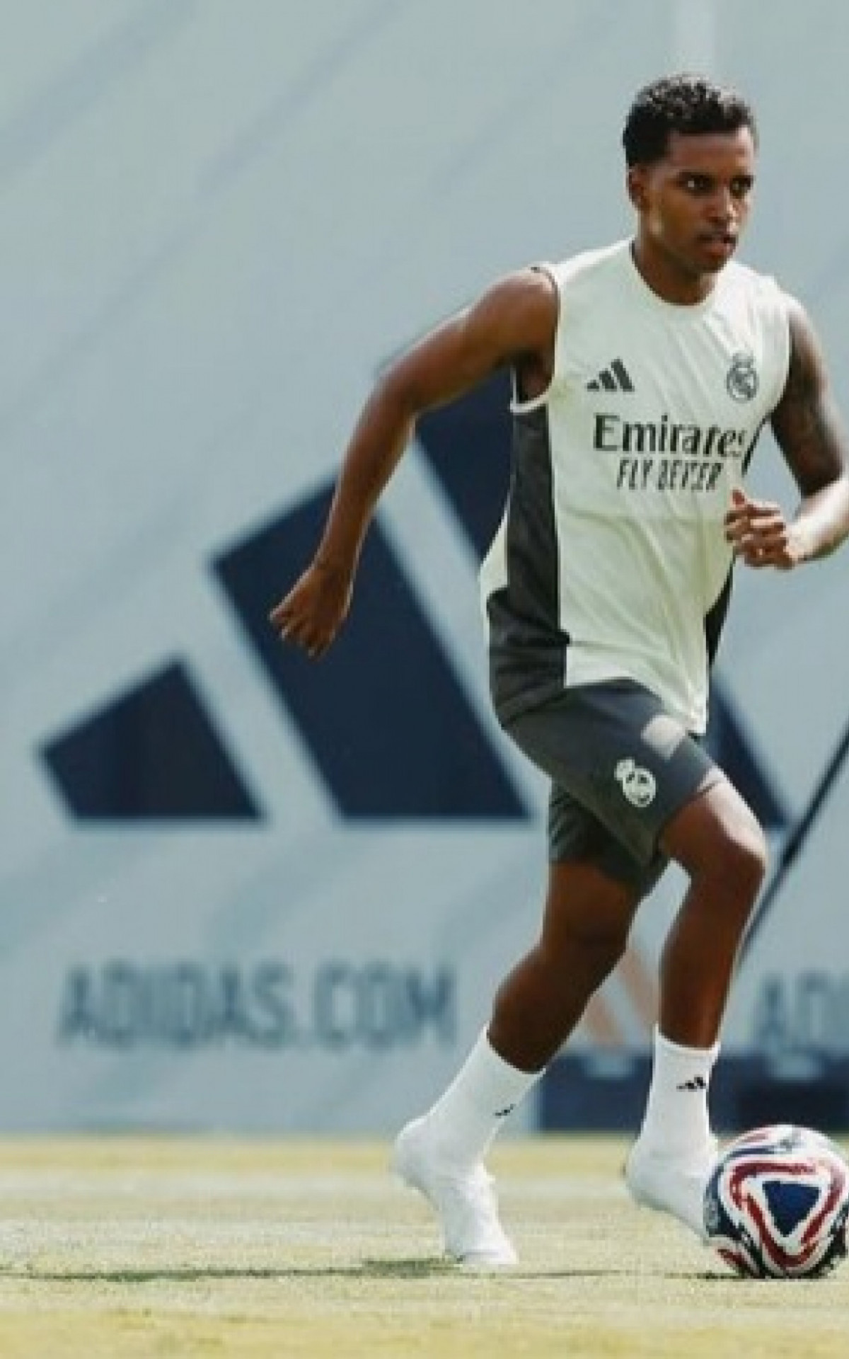 Rodrygo Pode Deixar o Real Madrid em Busca de Novos Horizontes – imagem do artigo