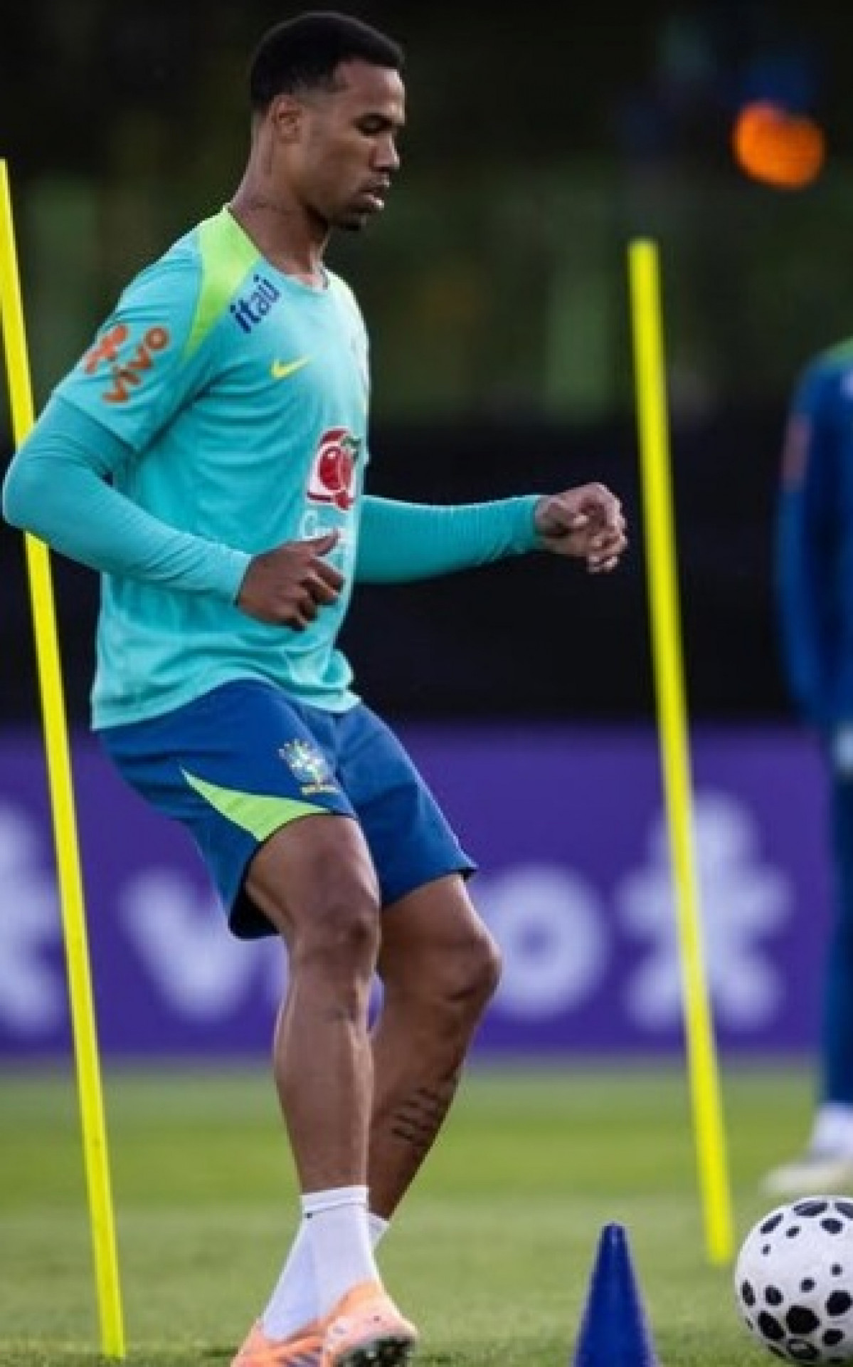 Gabriel Magalhães Comenta Início Promissor de Estêvão no Chelsea – imagem do artigo