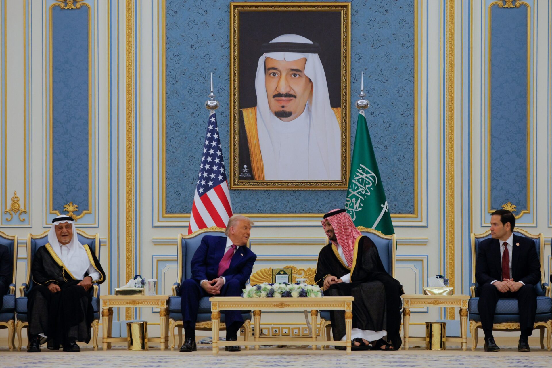 Trump Recebe Príncipe Saudita e Cristiano Ronaldo na Casa Branca – imagem do artigo