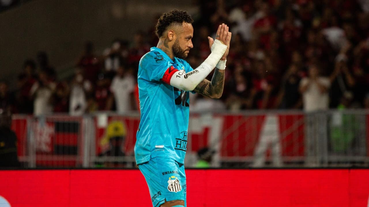 Torcedor do Flamengo cumpre promessa após vitória do Santos sobre o Palmeiras – imagem do artigo