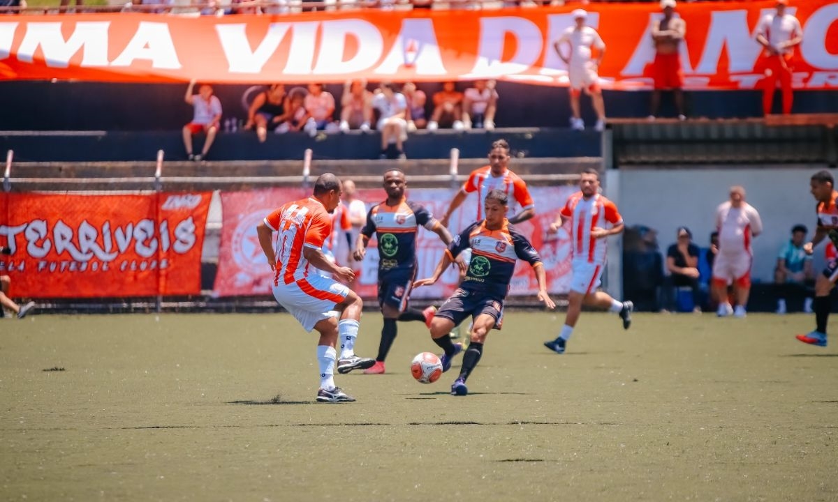 Esporte Clube Rua da Bica Conquista Título em Grande Estilo – imagem do artigo