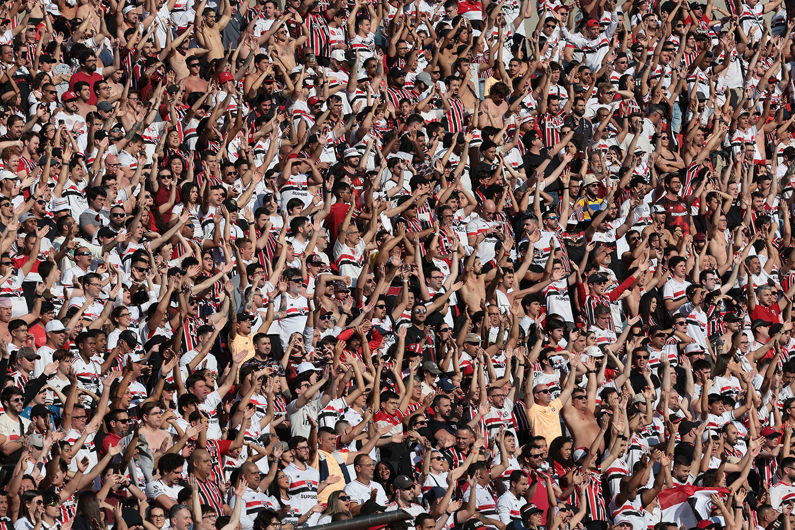 São Paulo Divulga Venda de Ingressos para Confronto na Vila Belmiro – imagem do artigo