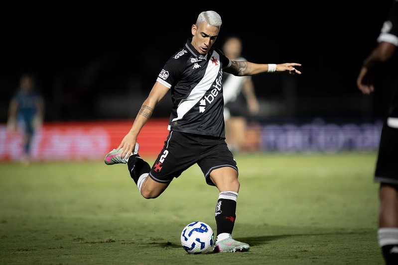 Puma Rodríguez volta ao Vasco para duelo decisivo contra Grêmio – imagem do artigo