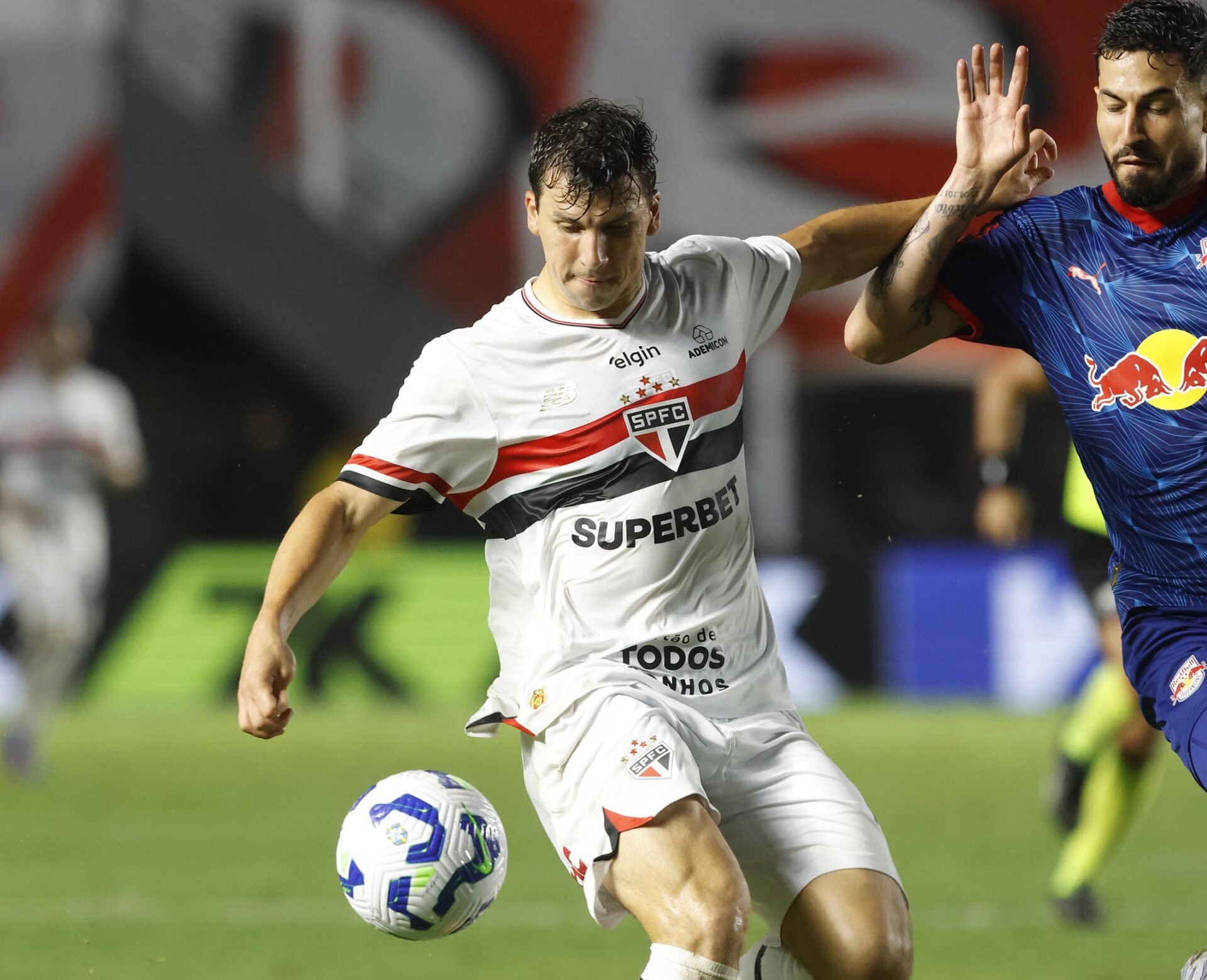 São Paulo se Prepara para Clássico Contra o Corinthians sem Três Convocados – imagem do artigo