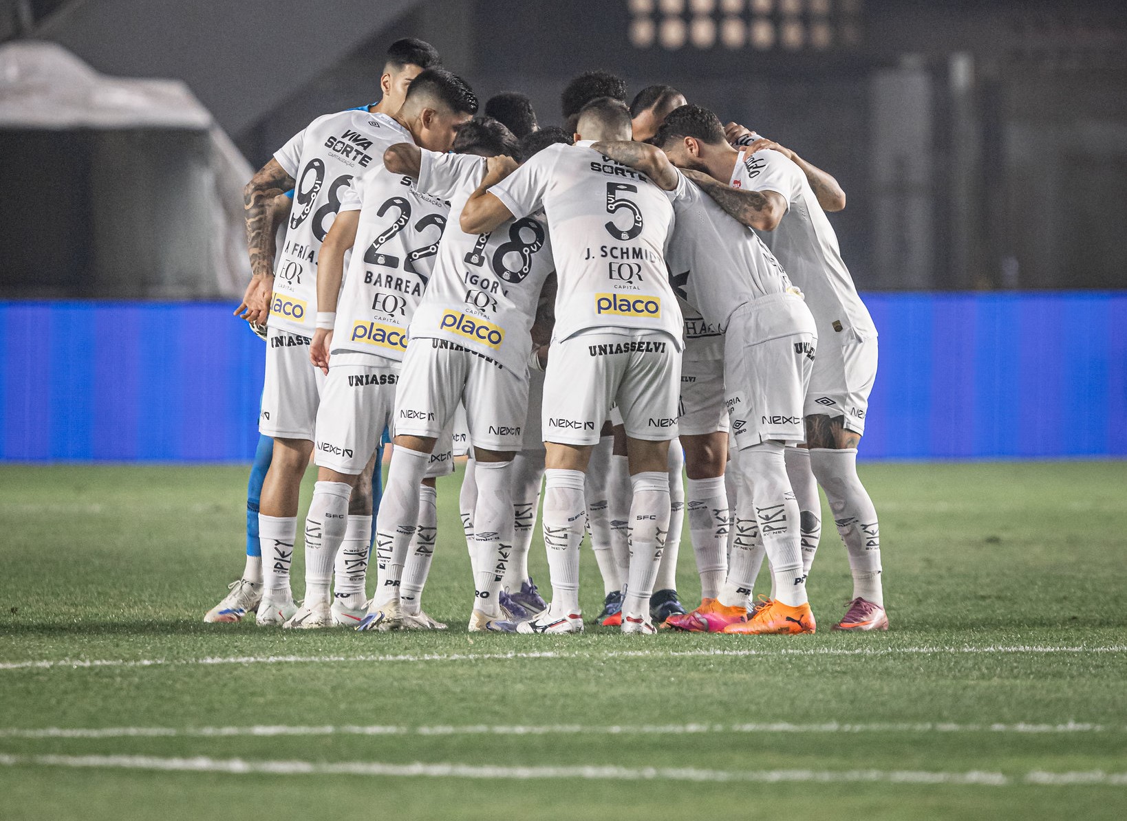 Santos Enfrenta Desafio Crucial Contra o Internacional no Beira-Rio – imagem do artigo