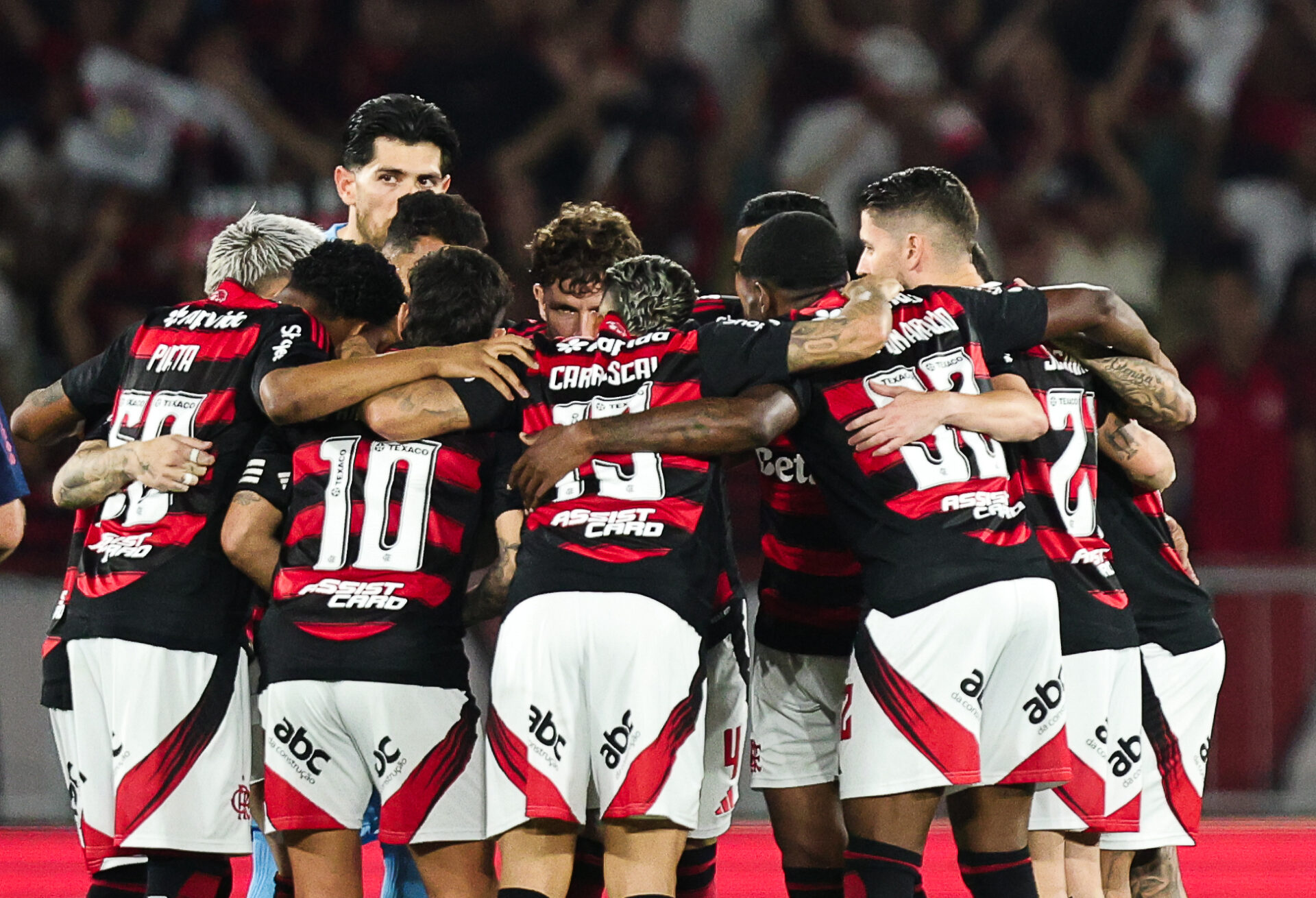 Flamengo e Atlético-MG se Enfrentam em Jogo Decisivo pelo Brasileirão – imagem do artigo