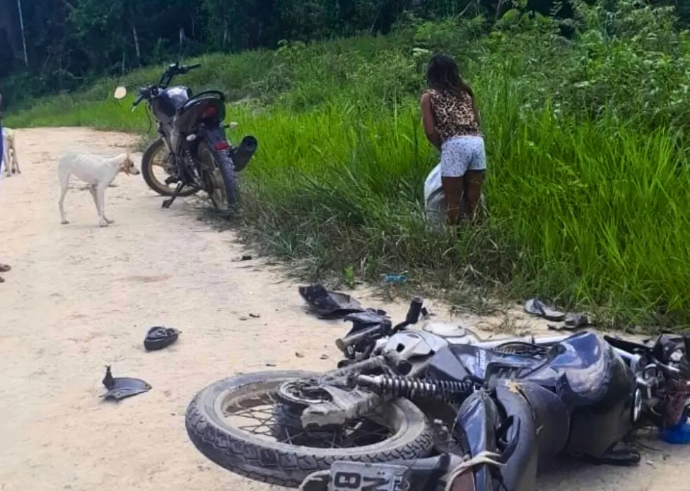 Acidente de Moto em Cruzeiro do Sul: Jovens Feridos e Resgate Dramático – imagem do artigo