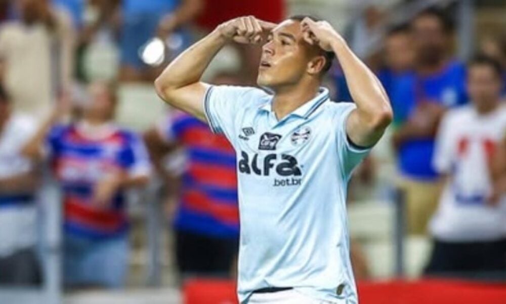 Carlos Vinícius Brilha em Empate do Grêmio com Fortaleza na Arena Castelão – imagem do artigo