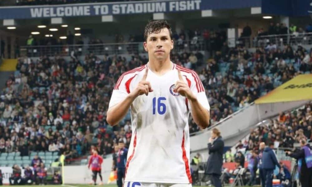 Chile sai na frente contra Rússia em amistoso acirrado