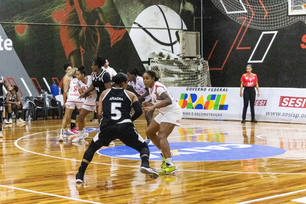 Confronto de Gigantes: Sesi e Corinthians Iniciam Final do Paulista de Basquete Feminino – imagem do artigo