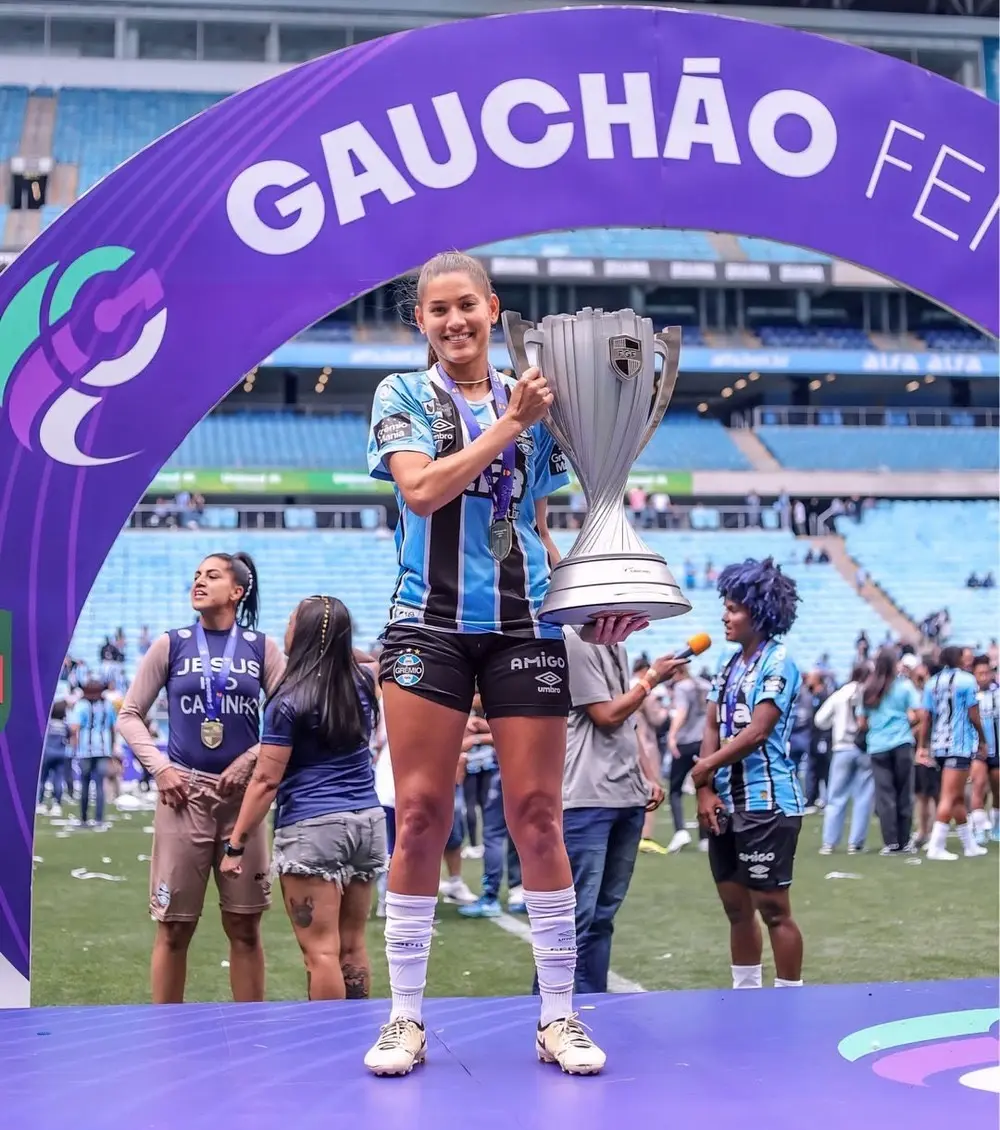 Grêmio Fatura o Bicampeonato Gaúcho de Futebol Feminino – imagem do artigo