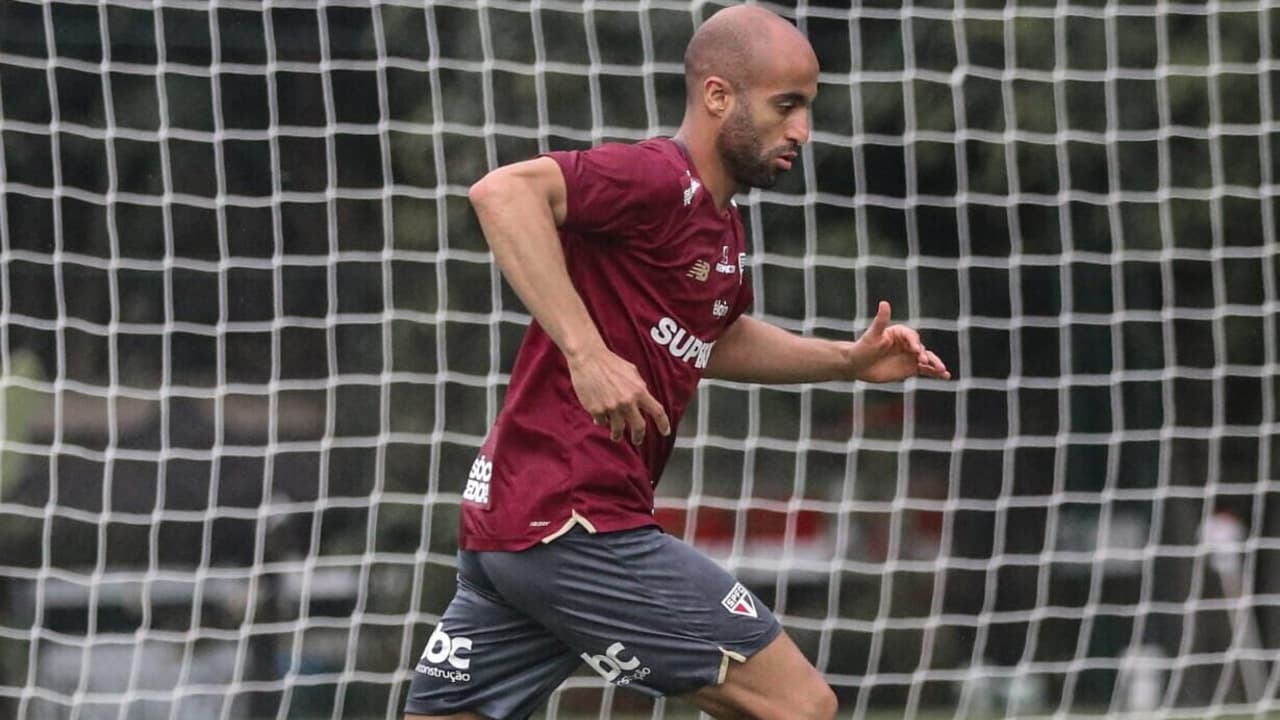 Lucas Moura é dúvida para clássico entre São Paulo e Corinthians – imagem do artigo