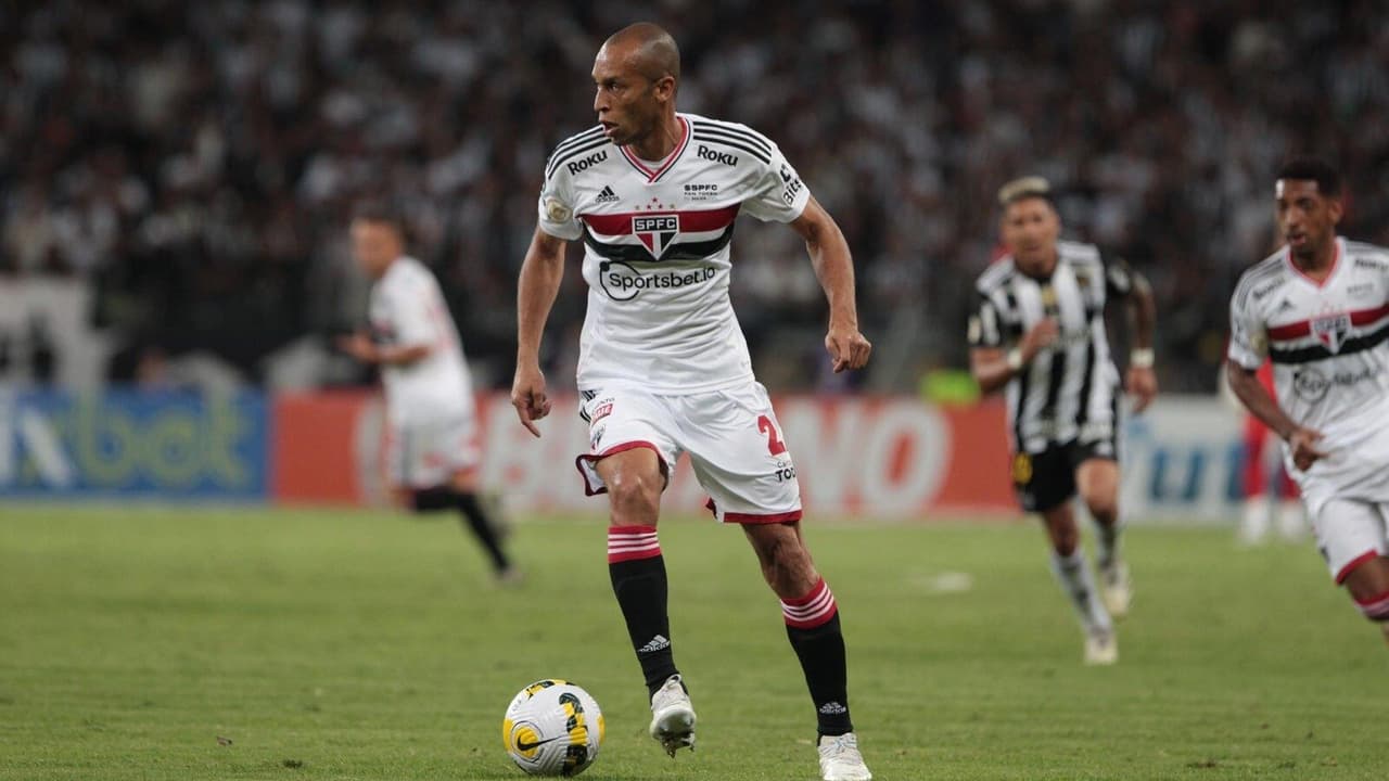 Miranda: O Legado de um Zagueiro Exemplar – imagem do artigo