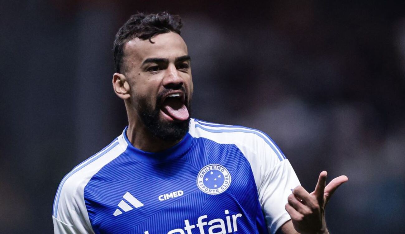 Fabrício Bruno Brilha e Garante Vitória do Cruzeiro sobre o Grêmio – imagem do artigo