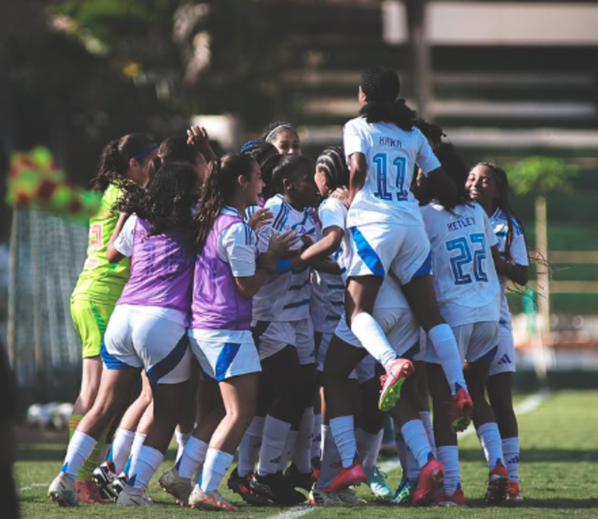 Cruzeiro Feminino Renova Contratos e Mira Novos Títulos – imagem do artigo
