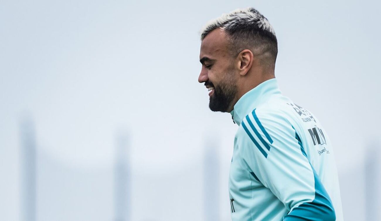 Fabrício Bruno chega ao Brasil e reforça Cruzeiro contra Juventude – imagem do artigo