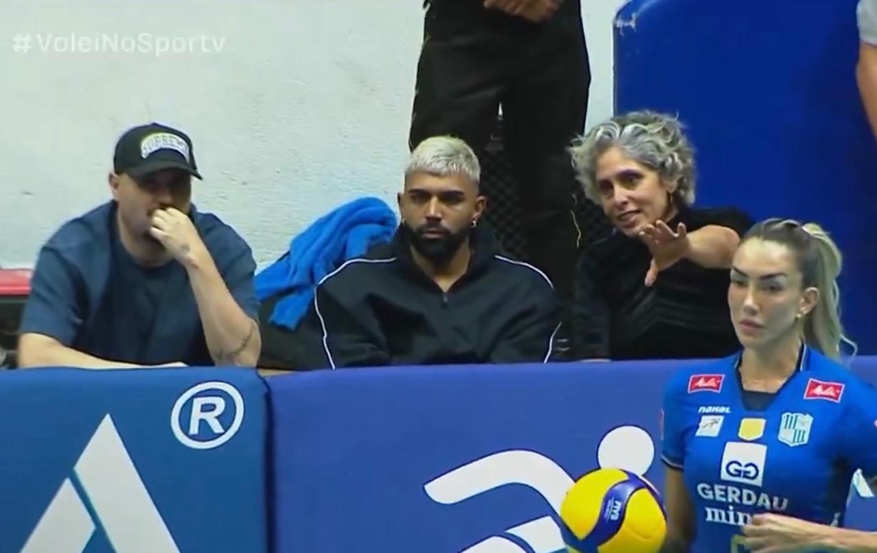 Gabigol Marca Presença em Jogo de Vôlei Feminino e Agita Torcida