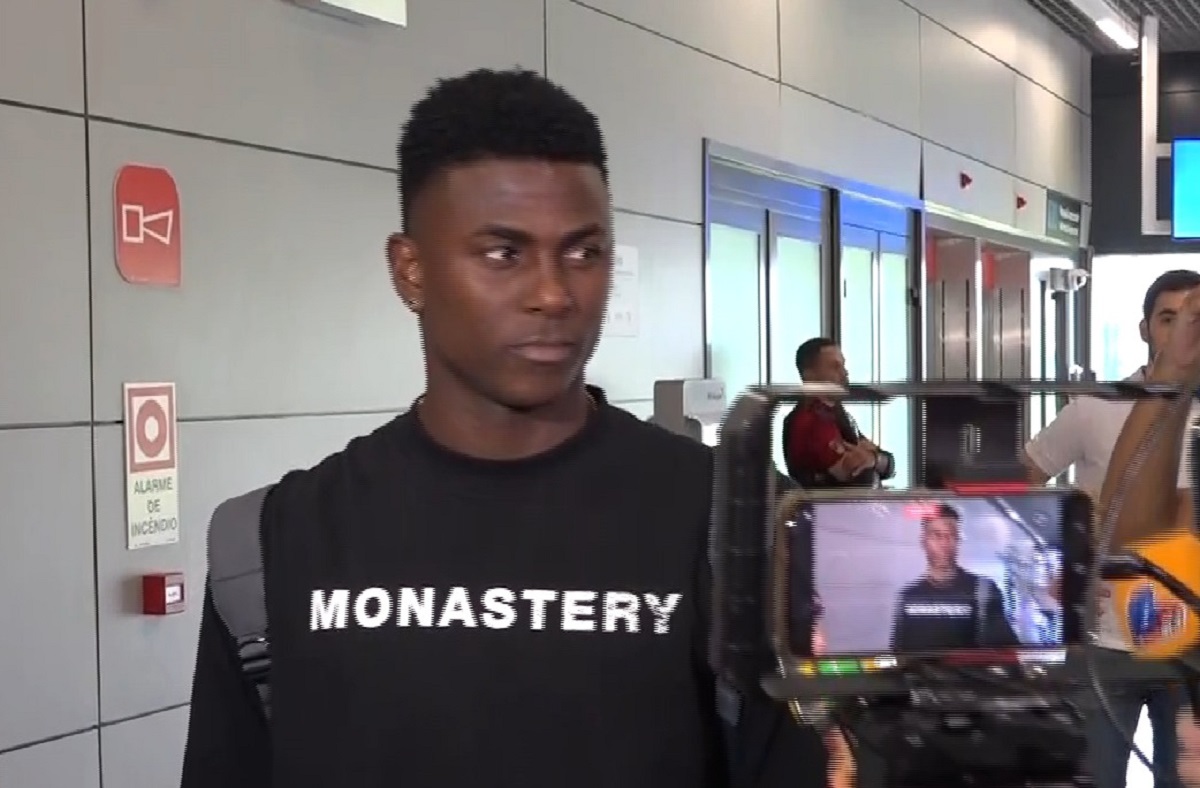 Néiser Villarreal: Novo Atacante do Cruzeiro Chega a Belo Horizonte – imagem do artigo