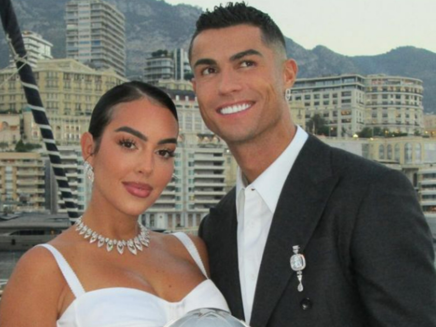 Cristiano Ronaldo e Georgina planejam casamento na Madeira – imagem do artigo
