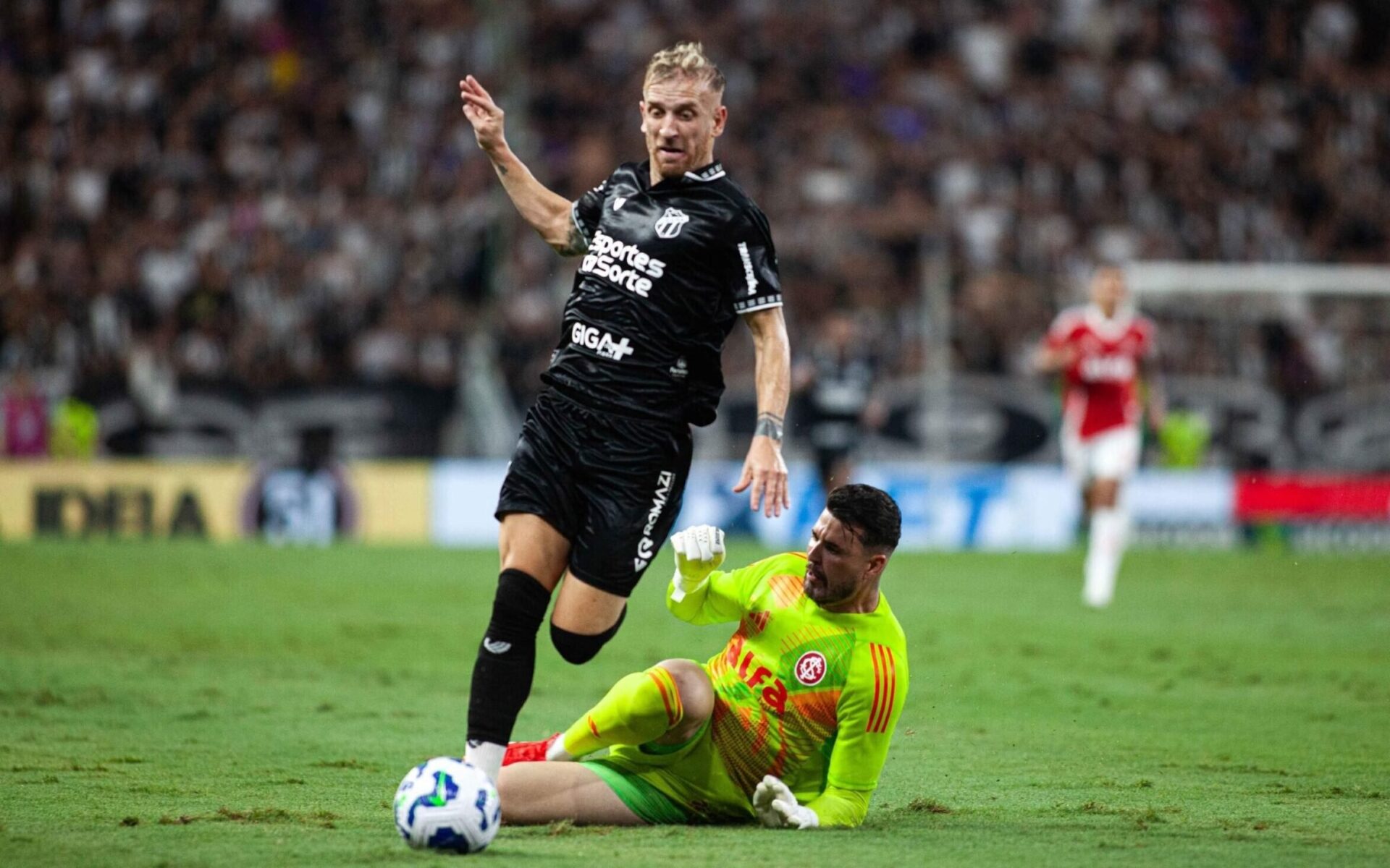 Internacional Enfrenta Desafios com Lesão do Goleiro Ivan Quaresma – imagem do artigo