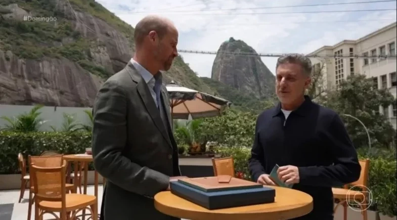 Príncipe William revela paixão pelo Brasil e futebol em entrevista a Luciano Huck – imagem do artigo