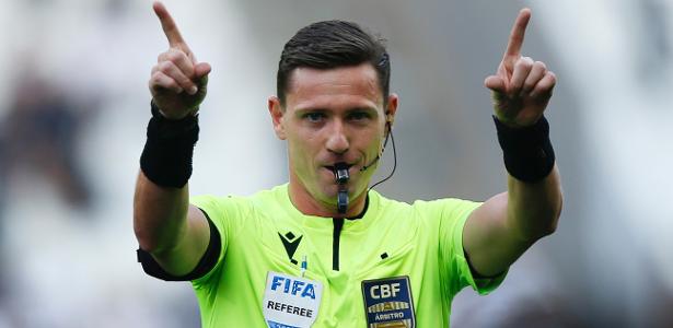 Árbitros Suspensos: ANAF e Abrafut Criticam Decisão do STJD – imagem do artigo