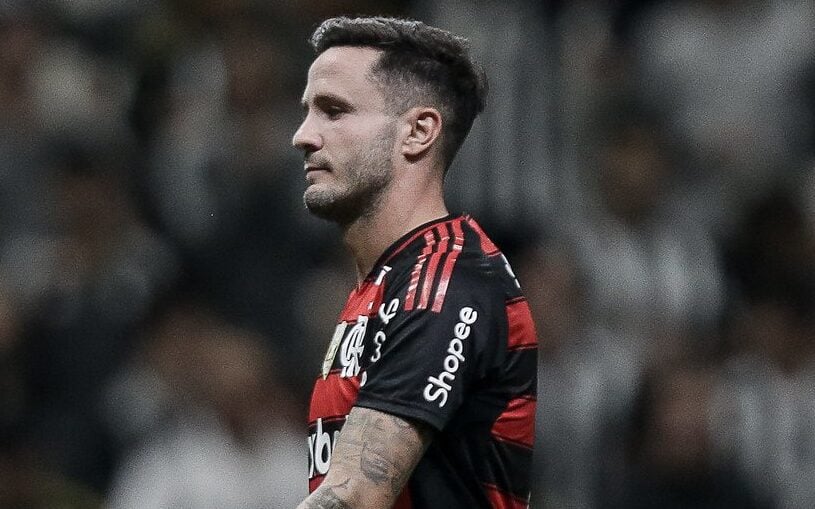 Saúl Ñíguez critica arbitragem e gramados no Brasil – imagem do artigo