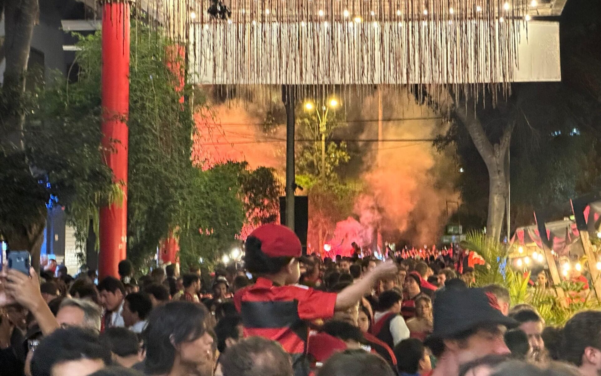 Flamengo Conquista Tetracampeonato da Libertadores e Torcida Faz Festa – imagem do artigo