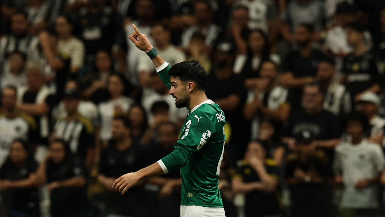 Flaco López Brilha e Quebra Jejum em Vitória do Palmeiras – imagem do artigo