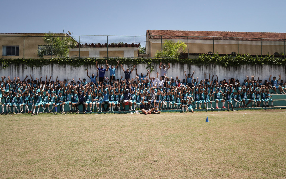 Festival de Futebol Driblando a Vida Agita Três Rios