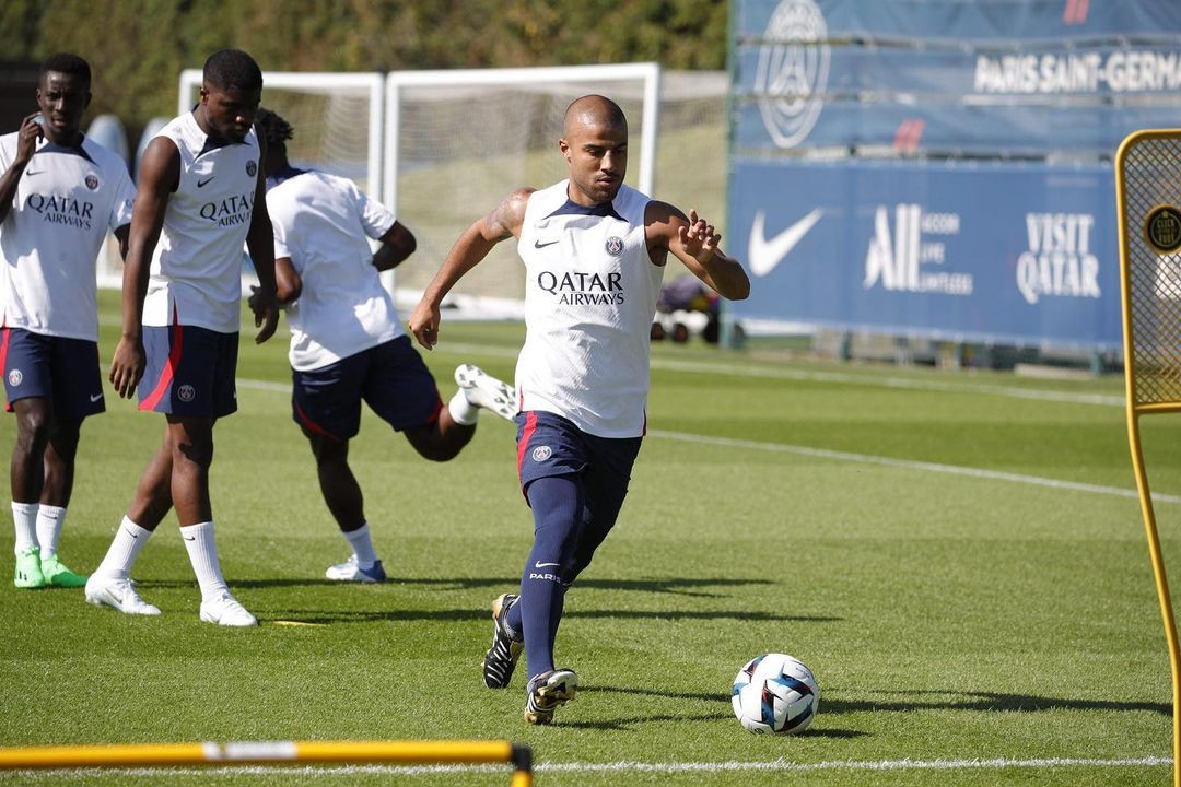 Rafinha Alcântara anuncia aposentadoria e deixa o futebol profissional – imagem do artigo