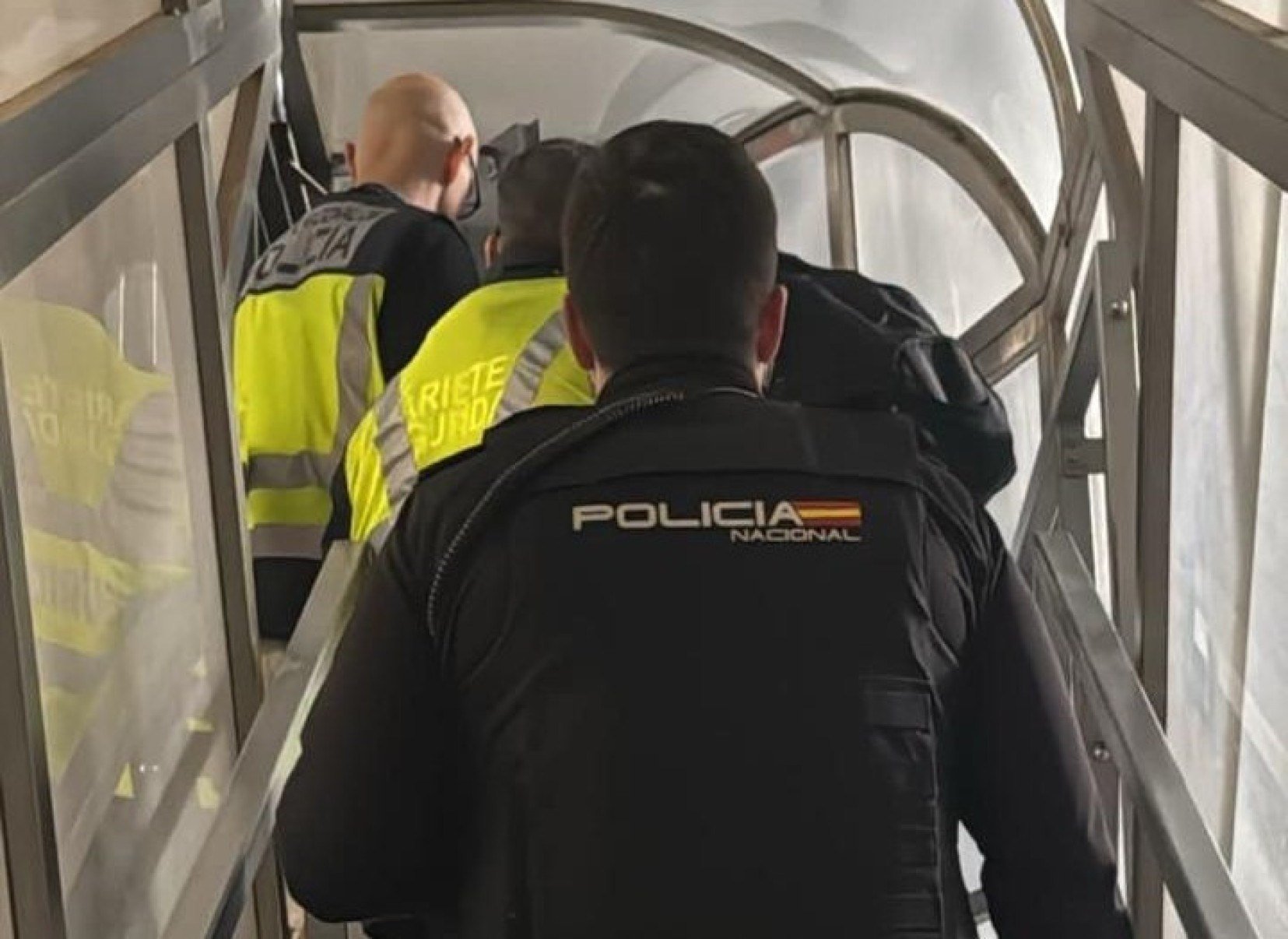 Polícia Federal realiza extradição de brasileiro acusado de tráfico em Minas Gerais – imagem do artigo