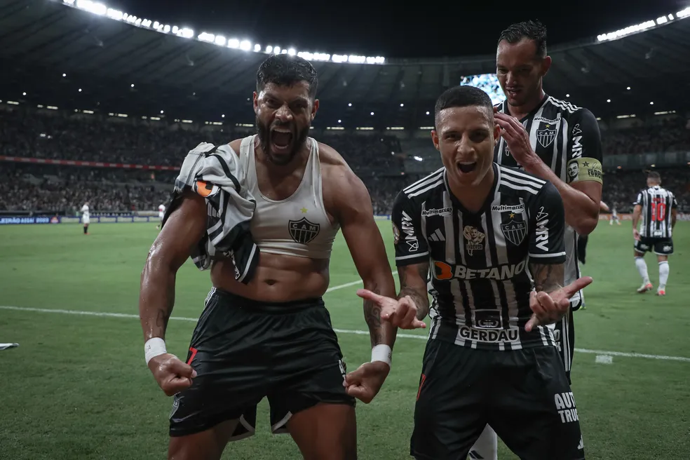 Fluminense mira reforços de peso com Arana e Hulk, e observa Gustavo Scarpa