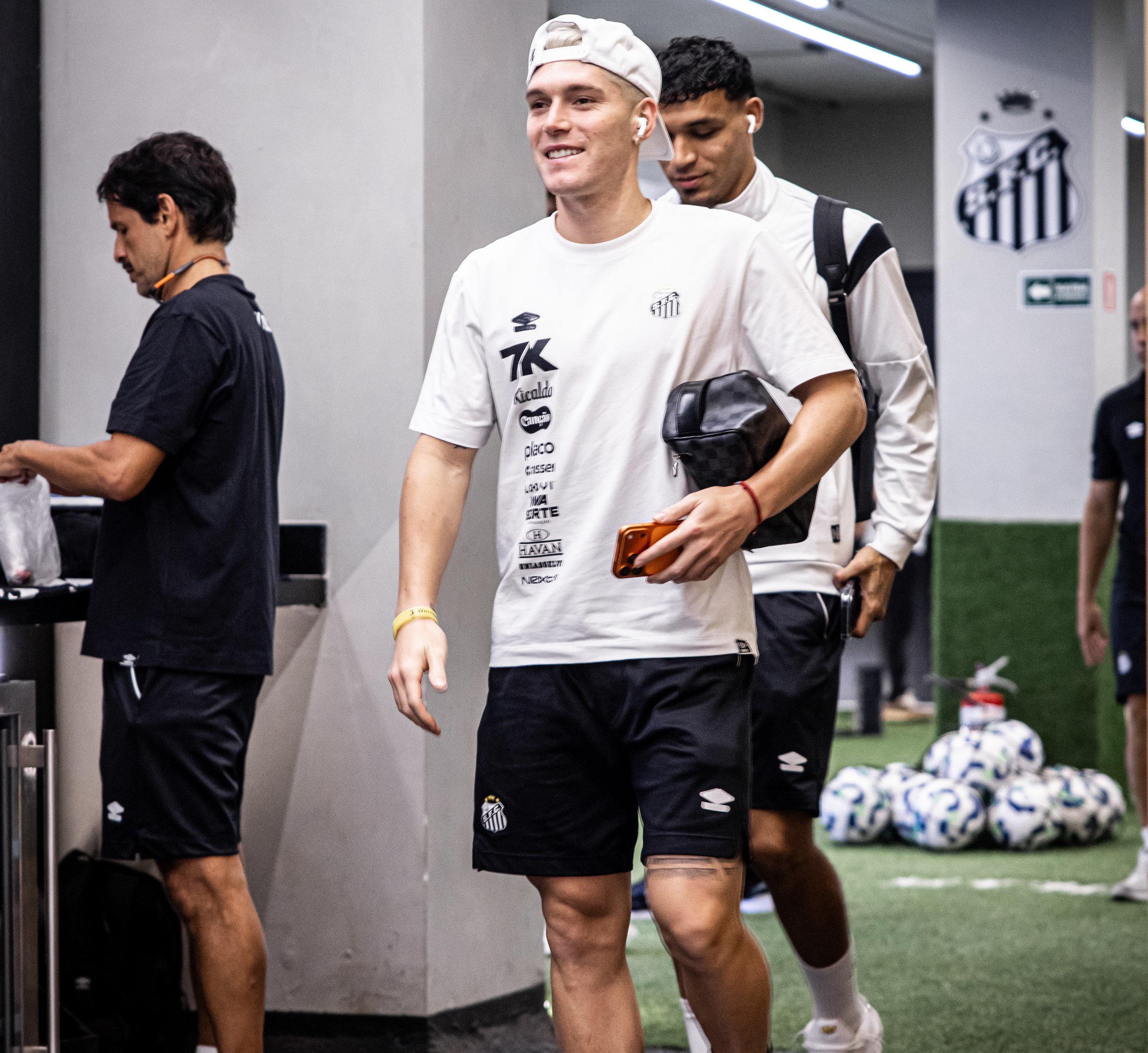 Benjamín Rollheiser no Santos: análise da promessa argentina que mexeu com a torcida