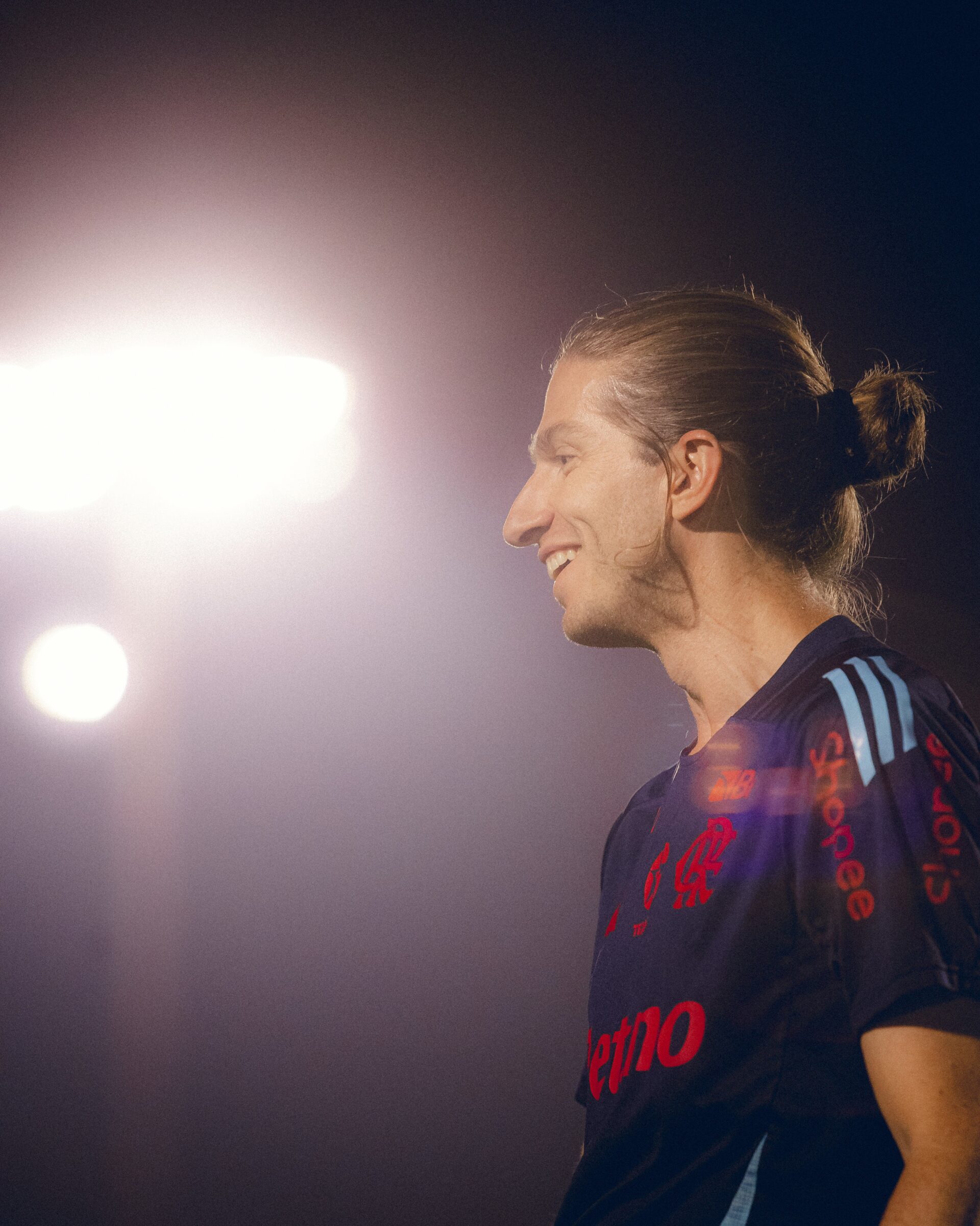 Flamengo avança na renovação de Filipe Luís e destrava planejamento para 2026