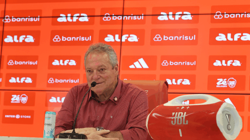 Treinador Abel Braga se Envolve em Polêmica com Comentário sobre Cor de Camisa – imagem do artigo