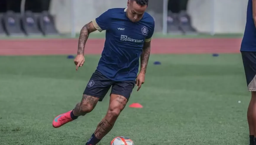 Vila Nova perto de fechar com Janderson para reforçar ataque em 2026