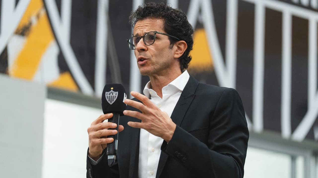 Gramados sintéticos no futebol brasileiro: mito ou risco real para os atletas?