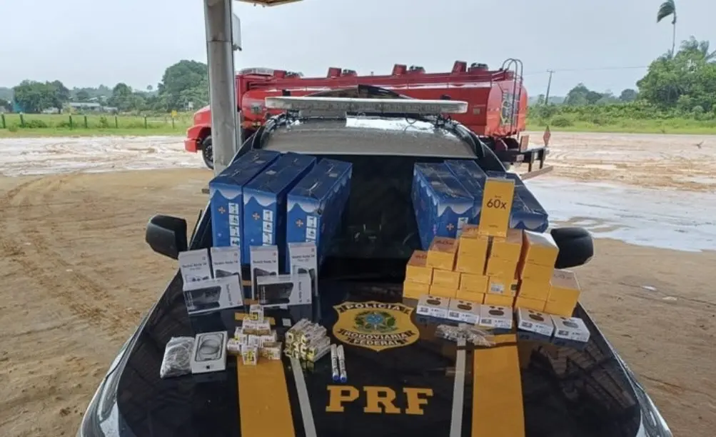 PRF apreende carga ilegal com medicamentos e eletrônicos na BR-364, no Acre