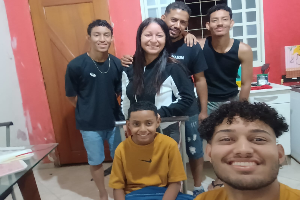João Miguel, garoto de 10 anos, recebe alta e emociona família com recuperação milagrosa – imagem do artigo