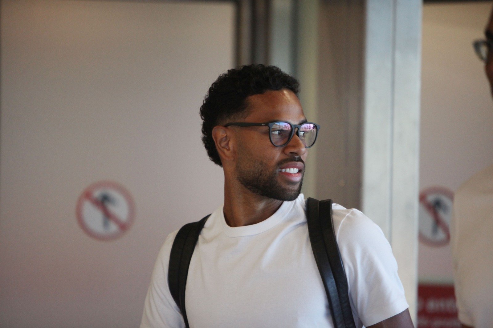 Renan Lodi revela admiração por Alex Sandro e reforça Atlético para 2026