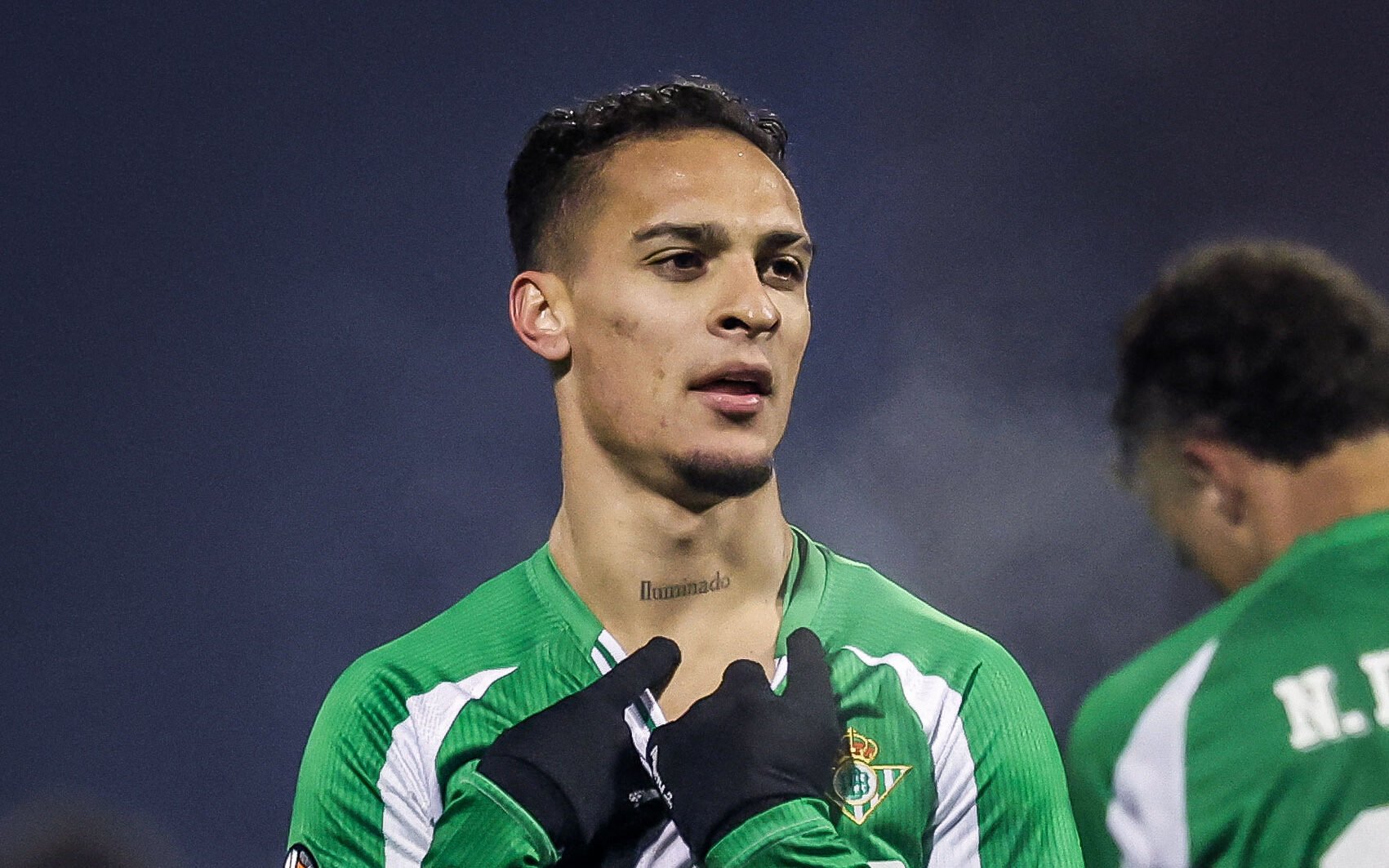 Europa League: Antony brilha e Nottingham Forest garante vitória emocionante – imagem do artigo