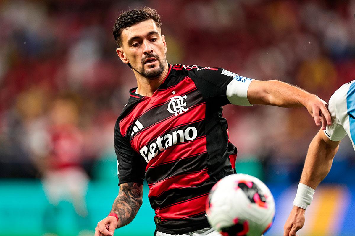 Dembélé lidera ranking dos 100 melhores jogadores do mundo em 2025, com surpresas brasileiras