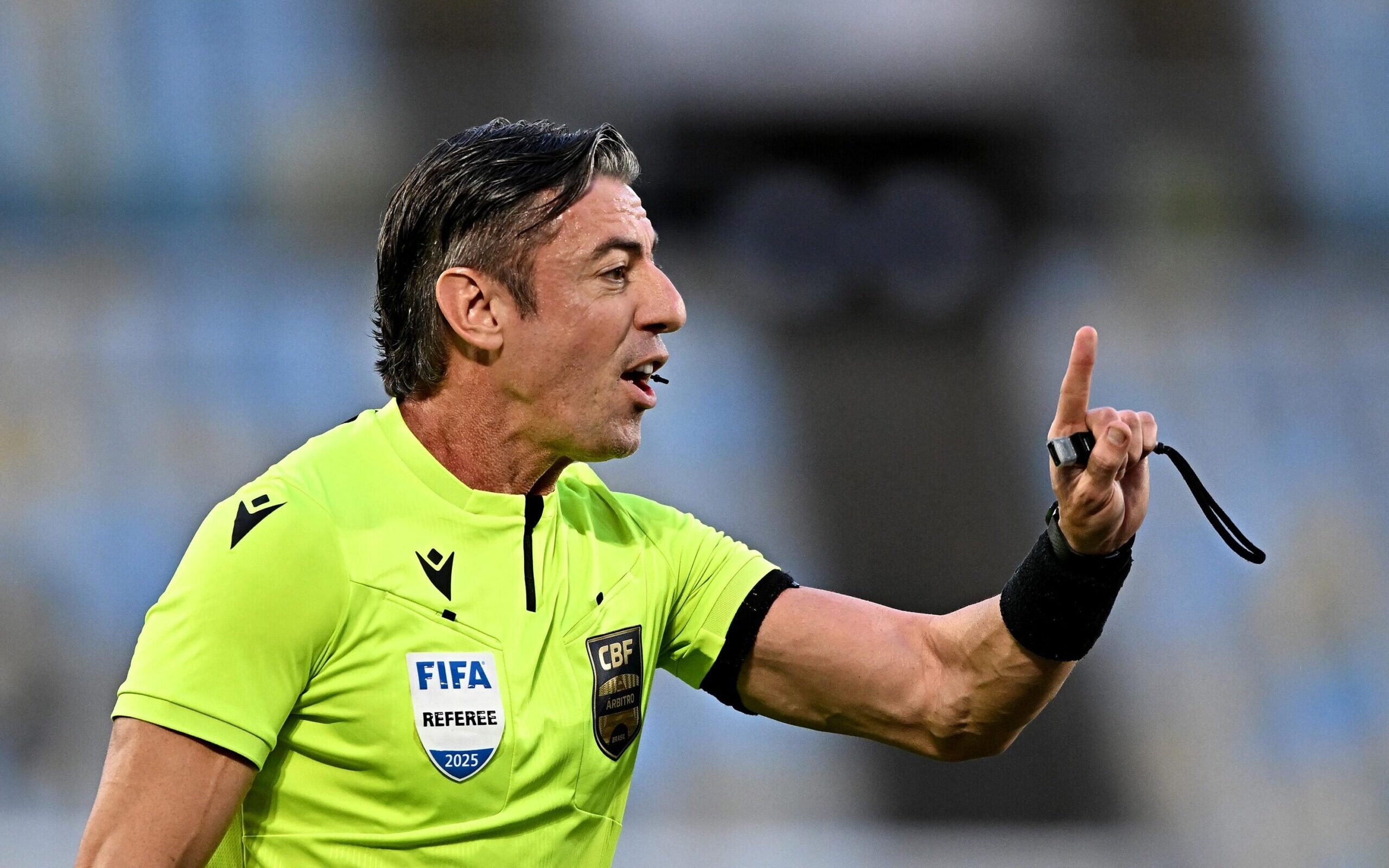 Vasco e Fluminense: Polêmica no VAR e Expectativa para o Jogo de Volta