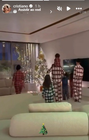 Cristiano Ronaldo emociona fãs com mensagem especial de Natal ao lado da família – imagem do artigo