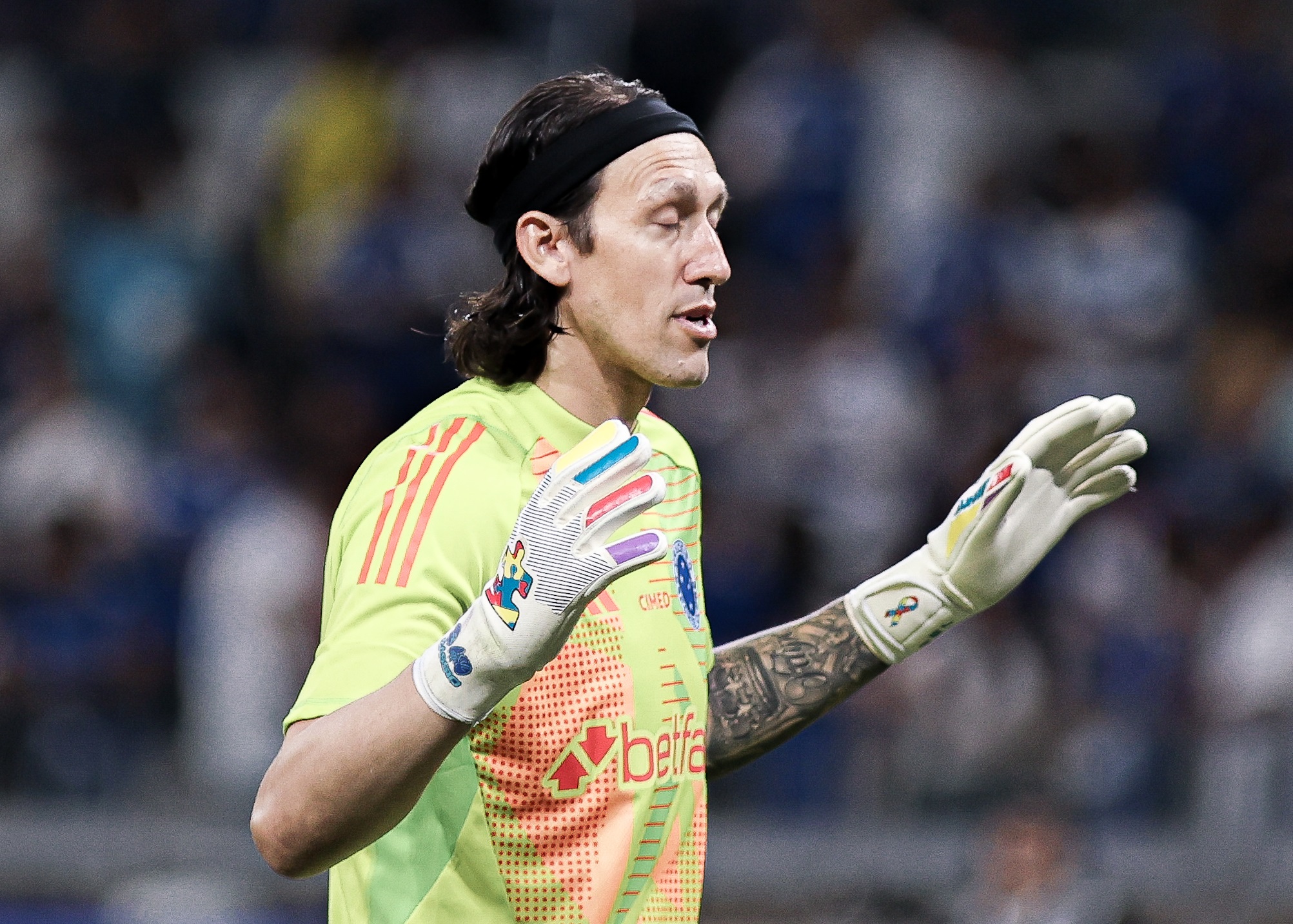 O Renascimento de Cássio: O Muro Azul do Cruzeiro