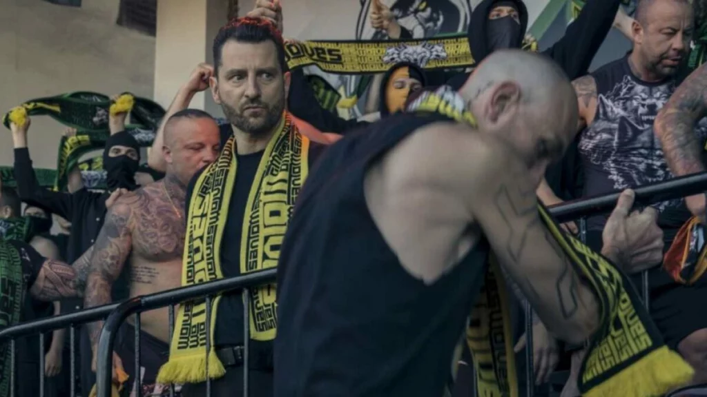 Nova Série Polonesa da Netflix Mergulha no Mundo das Torcidas Organizadas – imagem do artigo