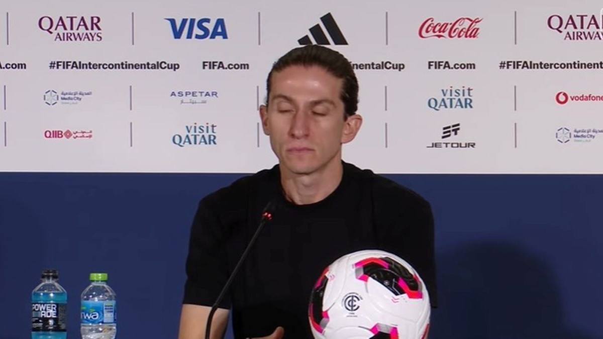 Filipe Luís destaca luta histórica do Flamengo contra PSG no Mundial